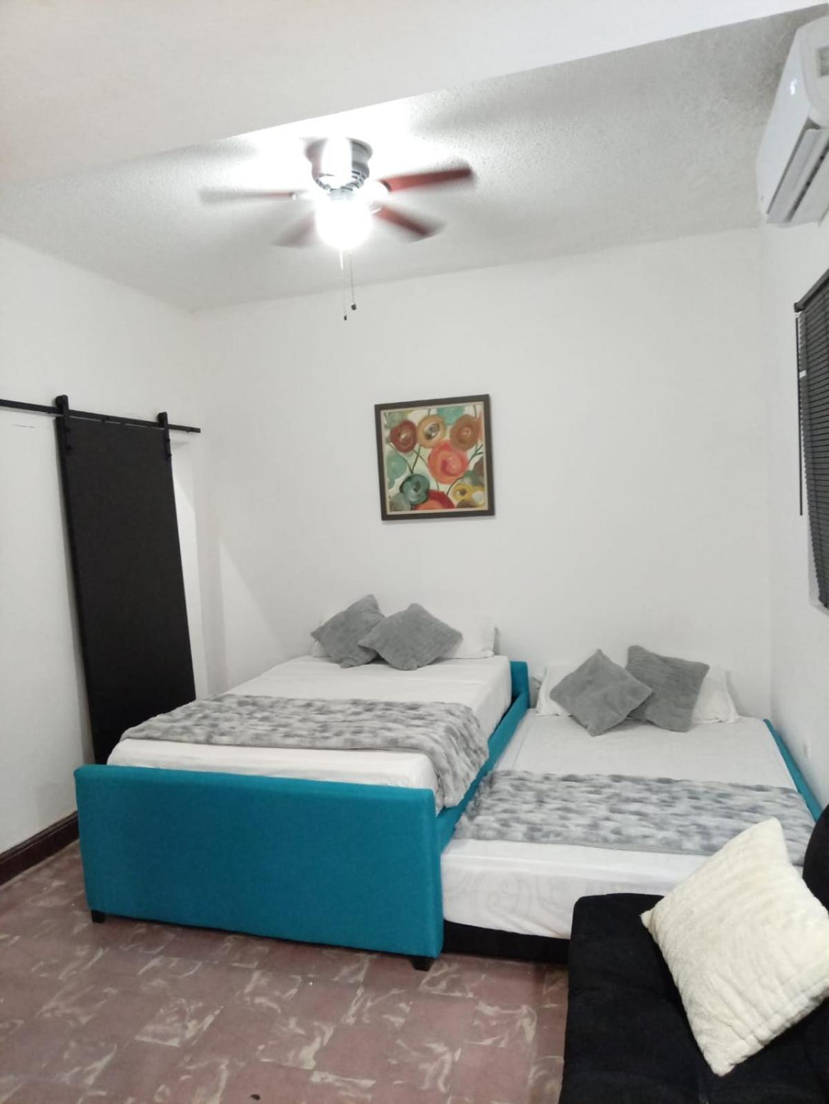 Dgm Lofts Mty Mn 960 F Centro Cerca De Todo Apartment Monterrey Bagian luar foto